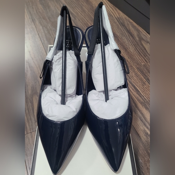 NIB White House Black Market Navy/Black Beverly Pumps - 9.5 - Picture 7 of 7